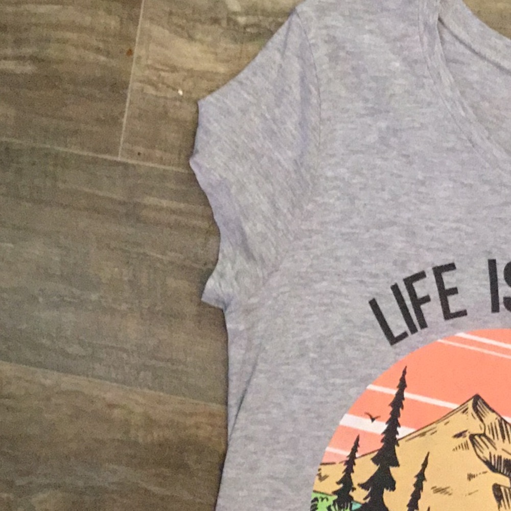 Grey “Life is better at the Lake” tee shirt size XL - Picture 3 of 7
